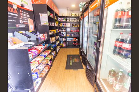 Apartamento para alugar com 2000m², 1 quarto e sem vagaÁrea comum - Mercadinho