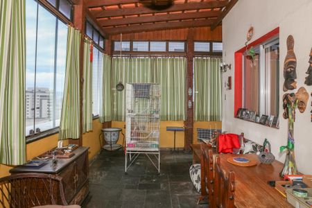 Apartamento para alugar com 150m², 2 quartos e 2 vagasÁrea privativa