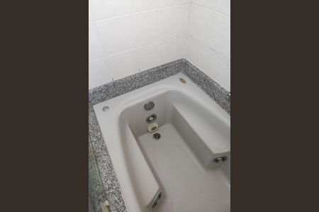 Apartamento para alugar com 150m², 2 quartos e 2 vagasBanheiro da Suíte 2