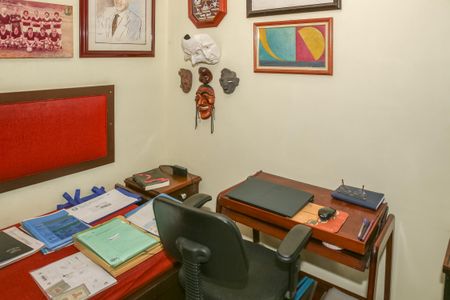 Apartamento para alugar com 150m², 2 quartos e 2 vagasEscritório