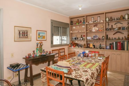 Apartamento para alugar com 150m², 2 quartos e 2 vagasSala