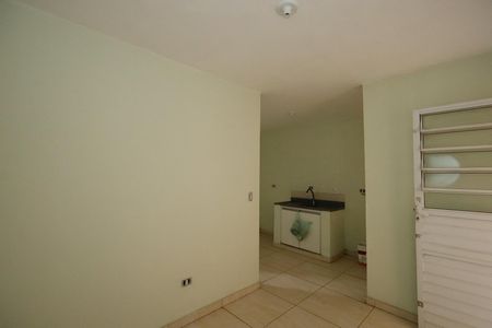 Sala  de apartamento para alugar com 1 quarto, 34m² em Vila Gustavo, São Paulo