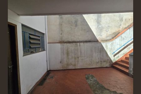 Casa à venda com 252m², 3 quartos e 3 vagasQuintal 