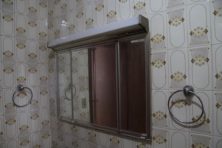 Casa à venda com 252m², 3 quartos e 3 vagasBanheiro da Suíte 