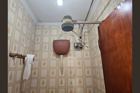 Casa à venda com 252m², 3 quartos e 3 vagasBanheiro Social 2