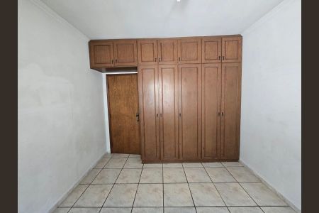 Casa à venda com 252m², 3 quartos e 3 vagasQuarto 2