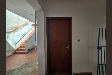 Casa à venda com 252m², 3 quartos e 3 vagasQuintal / comodo 