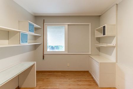 Apartamento à venda com 200m², 3 quartos e 2 vagas Apartamento à venda com 200m², 3 quartos e 2 vagasQuarto 2