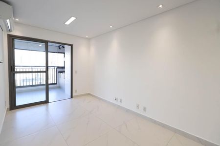 Apartamento à venda com 82m², 3 quartos e 1 vagaSala