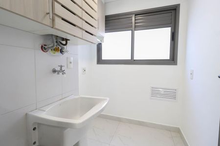 Apartamento à venda com 82m², 3 quartos e 1 vagaÁrea de Serviço