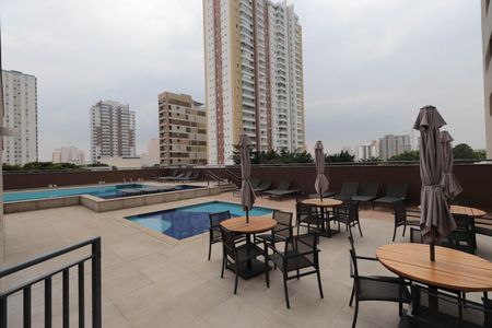 Apartamento à venda com 82m², 3 quartos e 1 vagaÁrea comum - Piscina