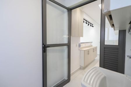 Apartamento à venda com 82m², 3 quartos e 1 vagaÁrea de Serviço