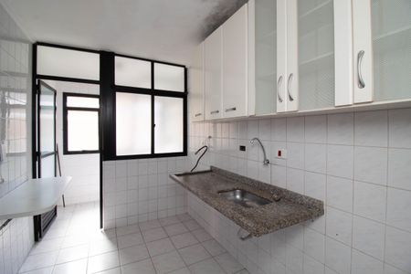 Apartamento à venda com 65m², 2 quartos e 1 vaga Apartamento à venda com 65m², 2 quartos e 1 vagaCozinha - Armários