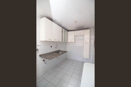 Apartamento à venda com 65m², 2 quartos e 1 vaga Apartamento à venda com 65m², 2 quartos e 1 vagaCozinha - Armários