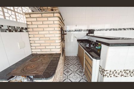 Casa à venda com 300m², 4 quartos e 2 vagasChurrasqueira