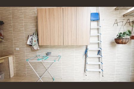 Casa à venda com 300m², 4 quartos e 2 vagasÁrea de Serviço