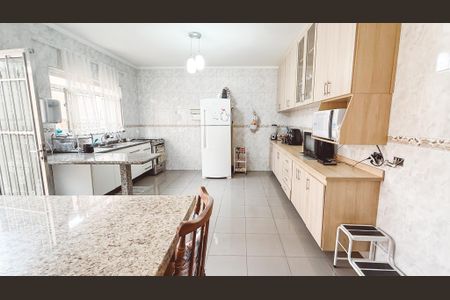 Casa à venda com 300m², 4 quartos e 2 vagasCozinha