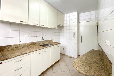 Apartamento à venda com 130m², 3 quartos e 2 vagasCozinha