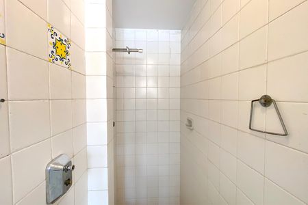 Apartamento à venda com 130m², 3 quartos e 2 vagasBanheiro de serviço