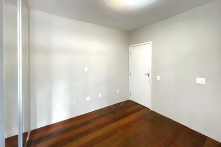 Apartamento à venda com 130m², 3 quartos e 2 vagasQuarto 1