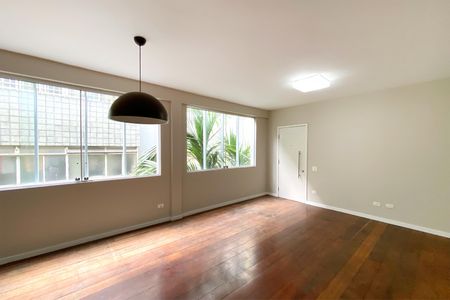 Apartamento à venda com 130m², 3 quartos e 2 vagasSala