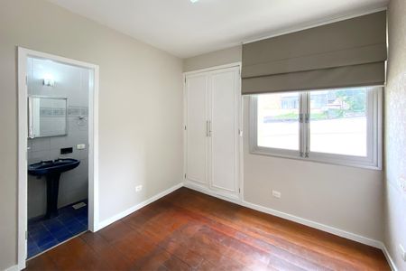 Apartamento à venda com 130m², 3 quartos e 2 vagasSuite 1