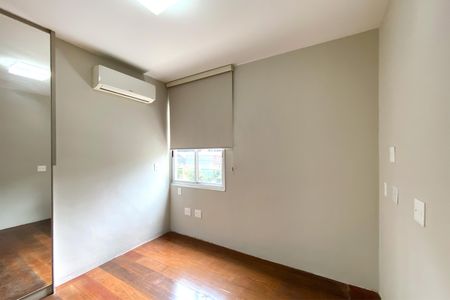 Apartamento à venda com 130m², 3 quartos e 2 vagasQuarto 2