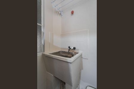 Cozinha e Área de Serviço de apartamento para alugar com 1 quarto, 30m² em Floresta, Porto Alegre