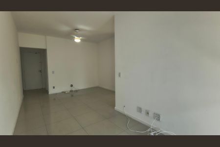 Sala de apartamento para alugar com 3 quartos, 70m² em Recreio dos Bandeirantes, Rio de Janeiro