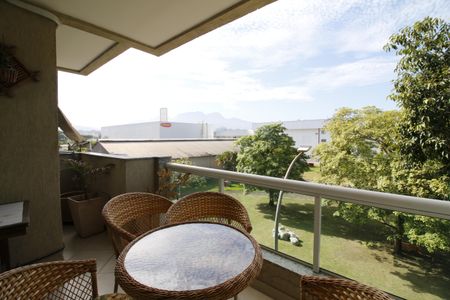 Varanda de apartamento à venda com 2 quartos, 74m² em Taquara, Rio de Janeiro