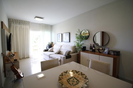 Sala de apartamento à venda com 2 quartos, 74m² em Taquara, Rio de Janeiro