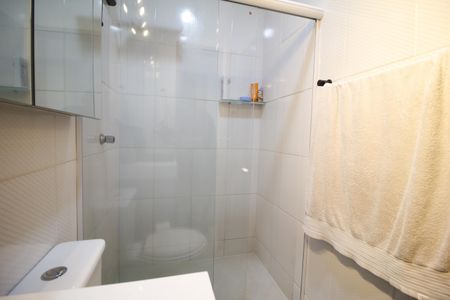 Apartamento à venda com 74m², 2 quartos e 1 vagaBanheiro da Suíte 2