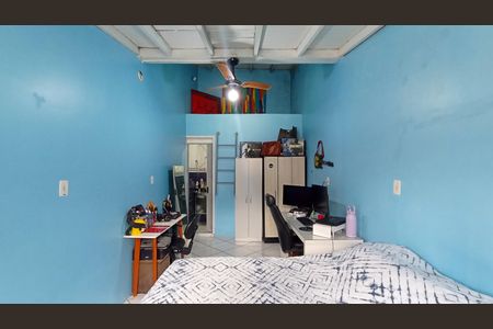 Casa à venda com 200m², 4 quartos e 5 vagasQuarto 4