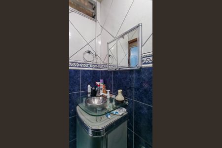 Casa à venda com 200m², 4 quartos e 5 vagasBanheiro Social 2