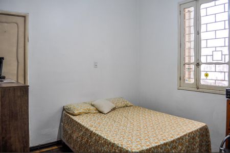 Casa à venda com 200m², 4 quartos e 5 vagasQuarto 2