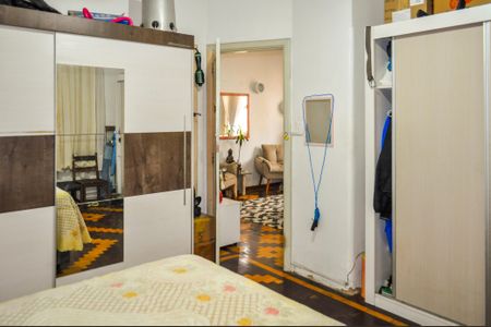 Casa à venda com 200m², 4 quartos e 5 vagasQuarto