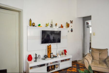 Casa à venda com 200m², 4 quartos e 5 vagasSala