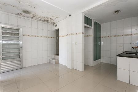 Casa à venda com 270m², 3 quartos e 1 vaga Casa à venda com 270m², 3 quartos e 1 vagaCozinha