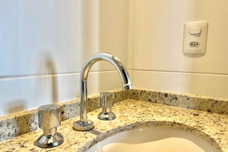 Apartamento para alugar com 48m², 2 quartos e sem vaga Apartamento para alugar com 48m², 2 quartos e sem vagaBanheiro Corredor