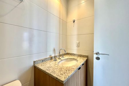 Apartamento para alugar com 48m², 2 quartos e sem vaga Apartamento para alugar com 48m², 2 quartos e sem vagaBanheiro Corredor