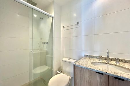 Apartamento para alugar com 48m², 2 quartos e sem vaga Apartamento para alugar com 48m², 2 quartos e sem vagaBanheiro Corredor