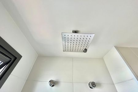 Apartamento para alugar com 48m², 2 quartos e sem vaga Apartamento para alugar com 48m², 2 quartos e sem vagaBanheiro da Suíte