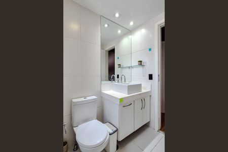 Apartamento para alugar com 242m², 3 quartos e 3 vagas Apartamento para alugar com 242m², 3 quartos e 3 vagasBanheiro da Suíte 3