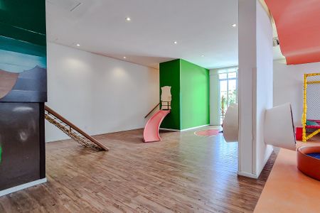 Apartamento para alugar com 242m², 3 quartos e 3 vagas Apartamento para alugar com 242m², 3 quartos e 3 vagasBrinquedoteca
