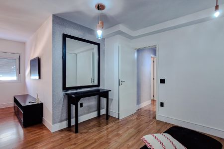 Apartamento para alugar com 242m², 3 quartos e 3 vagas Apartamento para alugar com 242m², 3 quartos e 3 vagasSuíte