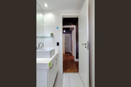 Apartamento para alugar com 242m², 3 quartos e 3 vagas Apartamento para alugar com 242m², 3 quartos e 3 vagasBanheiro da Suíte 3