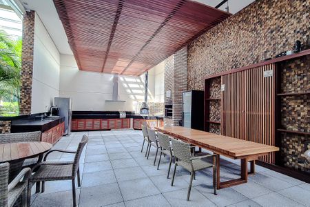 Apartamento para alugar com 242m², 3 quartos e 3 vagas Apartamento para alugar com 242m², 3 quartos e 3 vagasÁrea comum