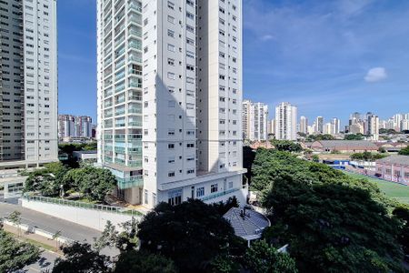 Apartamento para alugar com 242m², 3 quartos e 3 vagas Apartamento para alugar com 242m², 3 quartos e 3 vagasVista da Suíte 1
