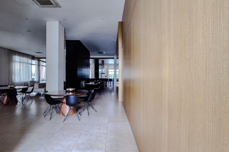 Apartamento para alugar com 242m², 3 quartos e 3 vagas Apartamento para alugar com 242m², 3 quartos e 3 vagasÁrea comum