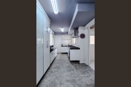 Apartamento para alugar com 242m², 3 quartos e 3 vagas Apartamento para alugar com 242m², 3 quartos e 3 vagasCozinha